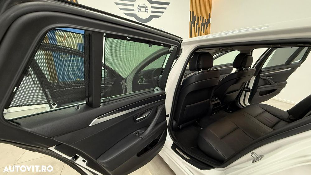 BMW Seria 5 528i Aut. Luxury Line - 9