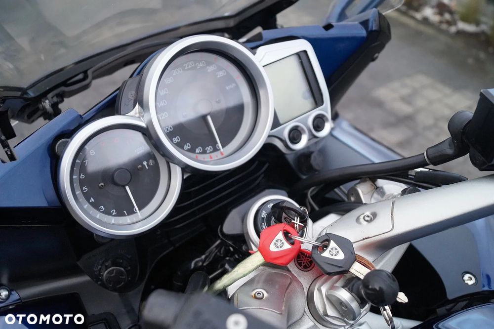Yamaha FJR - 14