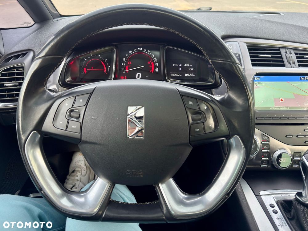 Citroën DS5 HDi 165 Business - 16