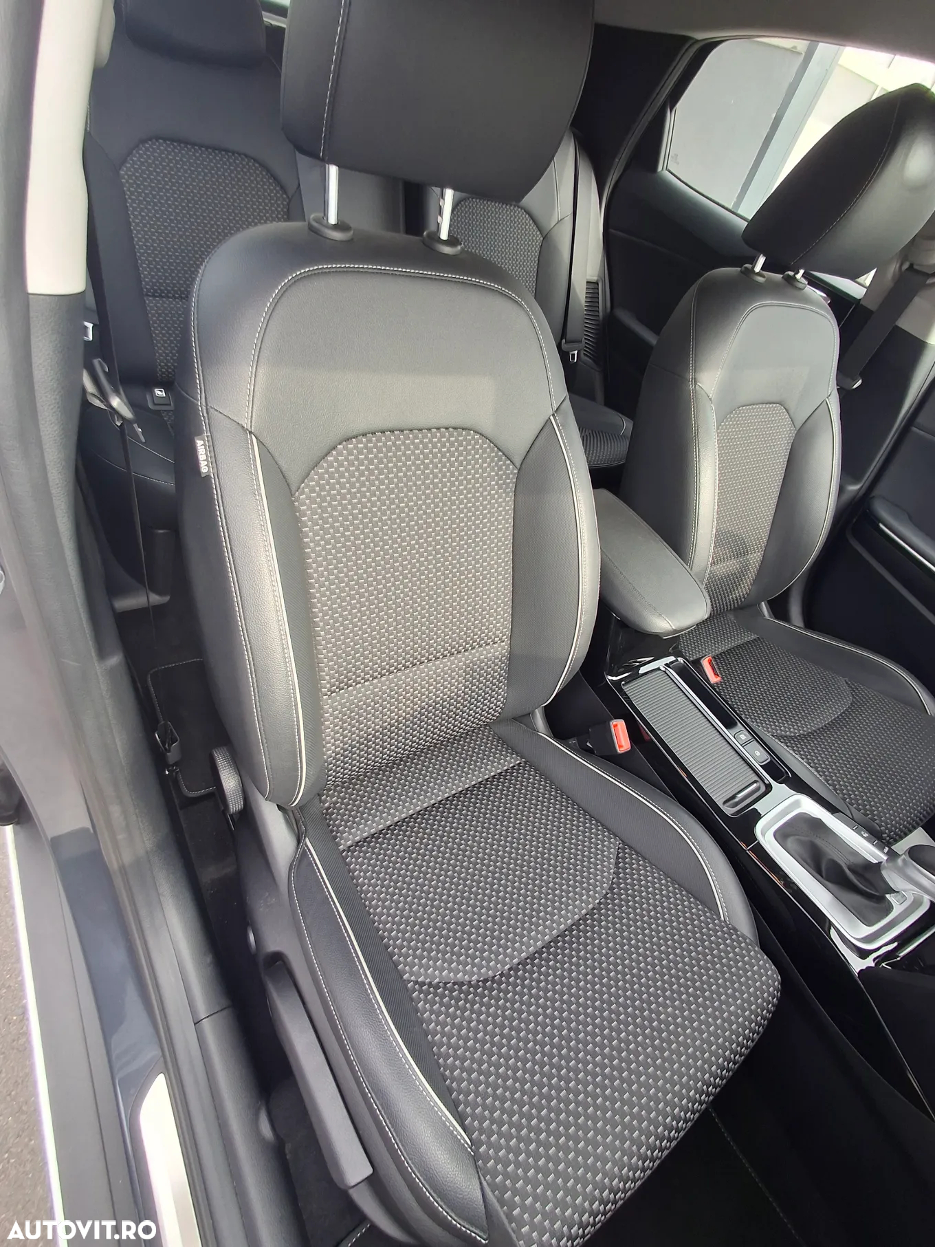 Kia XCeed - 13