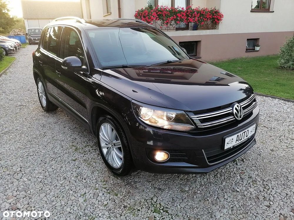 Volkswagen Tiguan 2.0 TDI SCR BlueMotion Technology Lounge Sport & Style - 9