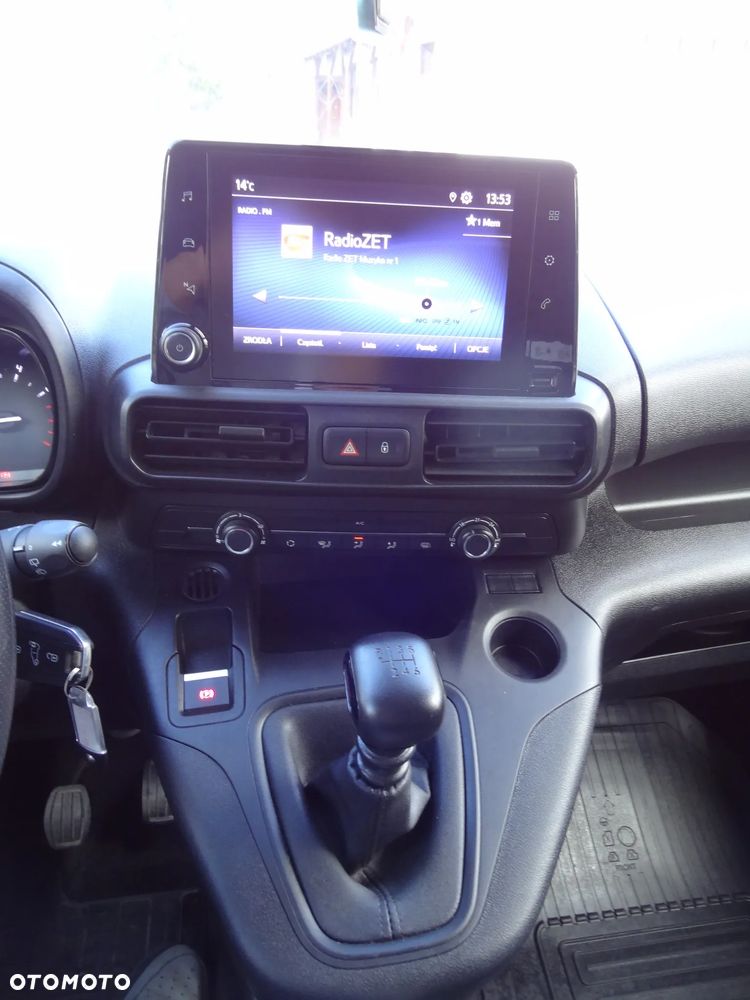 Toyota Proace City 3 osobowy - 22