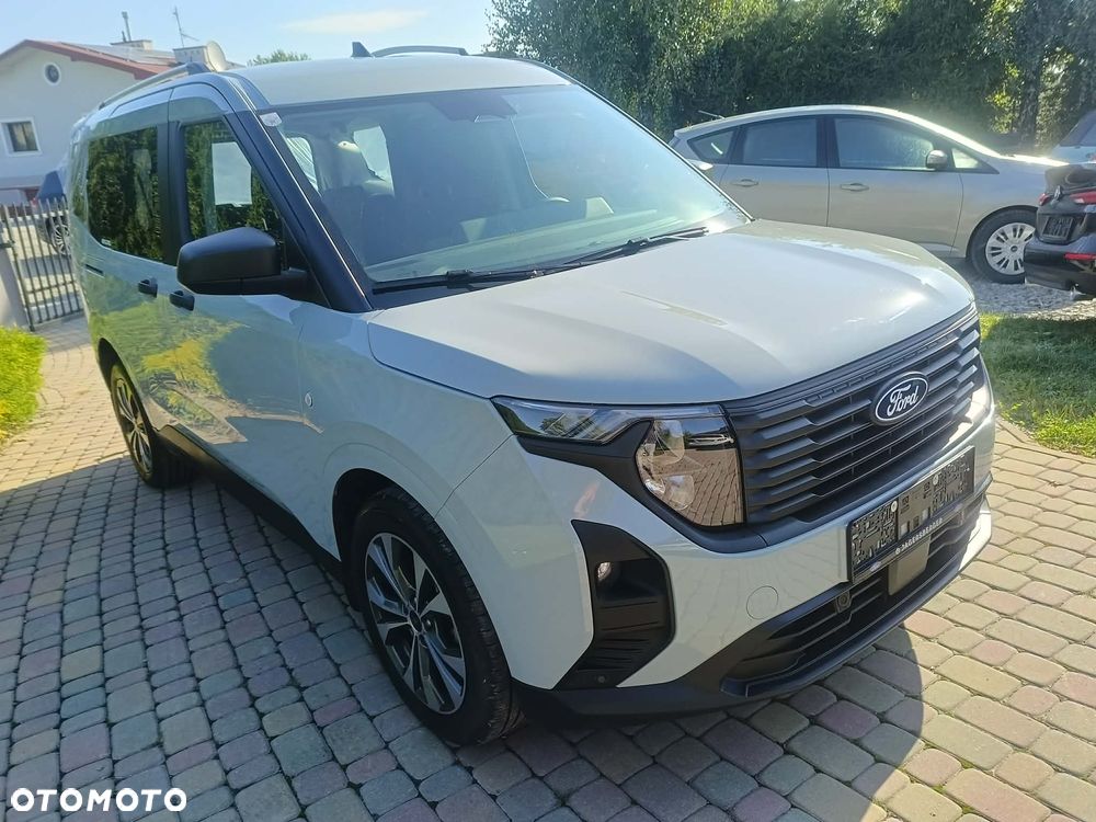 Ford Tourneo Courier 1.0 EcoBoost Trend - 4