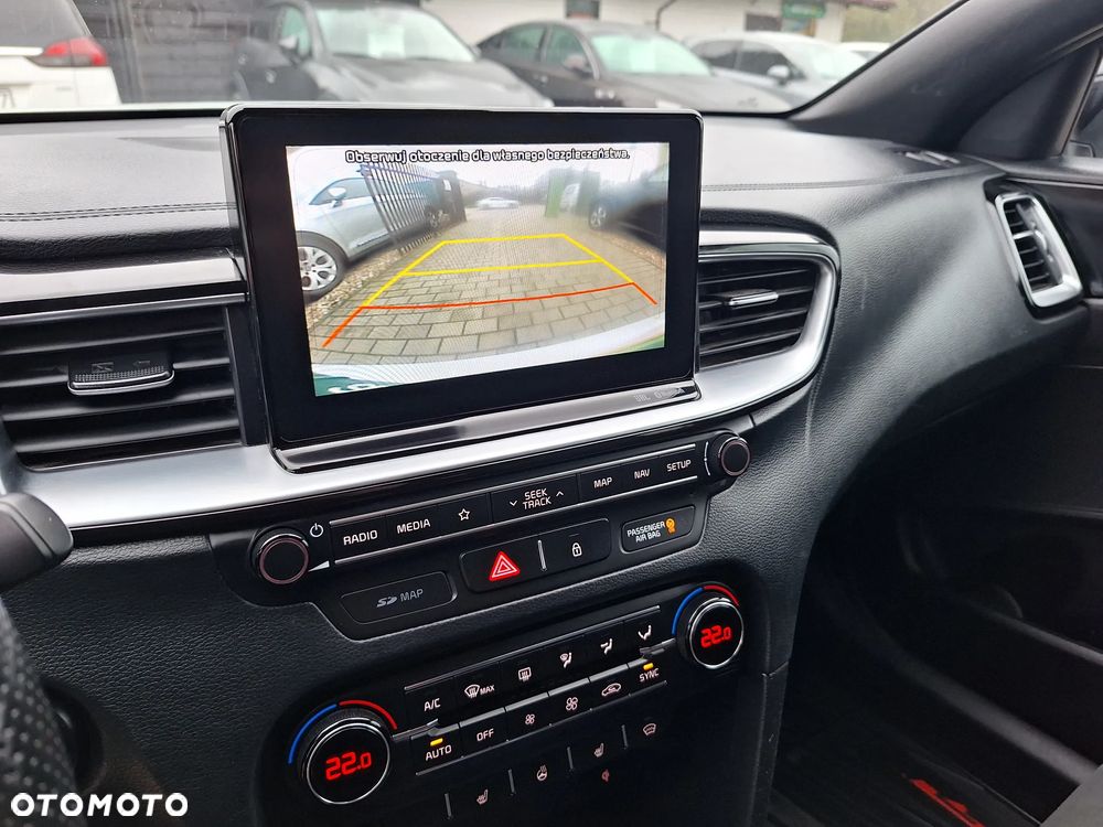 Kia ProCeed 1.6 T-GDI GT DCT - 14