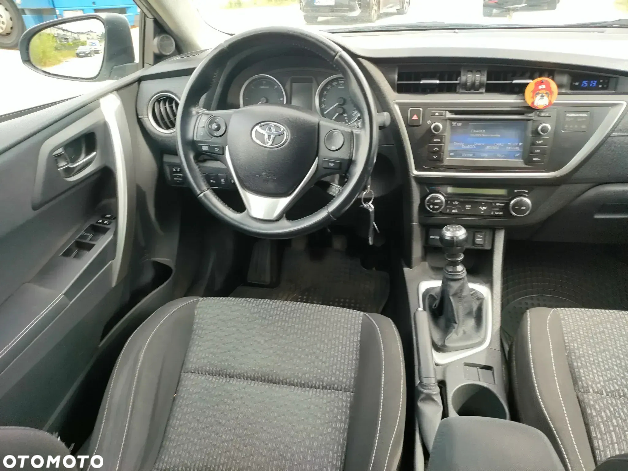 Toyota Auris 1.4 D-4D Business Edition - 10