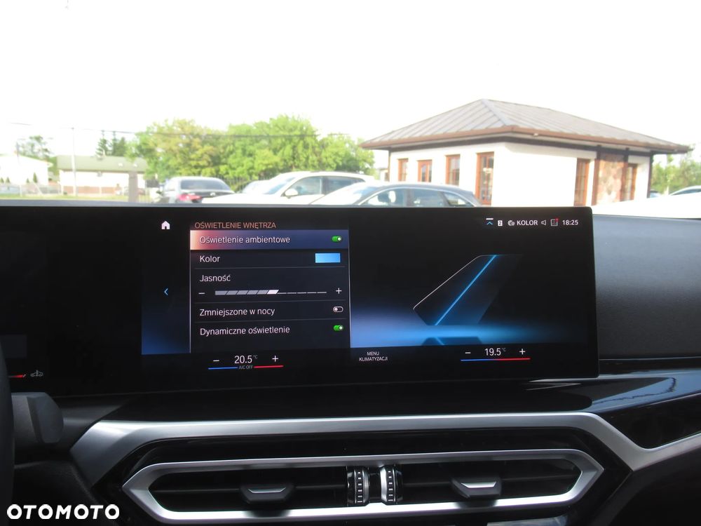 BMW Seria 3 318i - 23