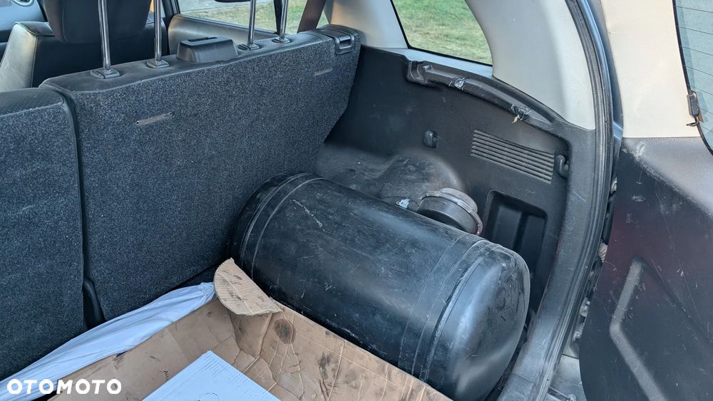 Suzuki Grand Vitara 2.0 De luxe - 16