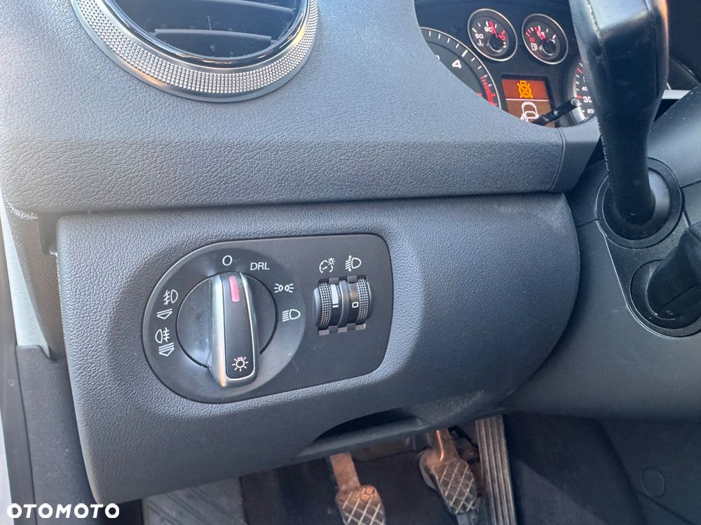 Audi A3 3-drzwiowe 1.6 TDI 99g DPF - 10