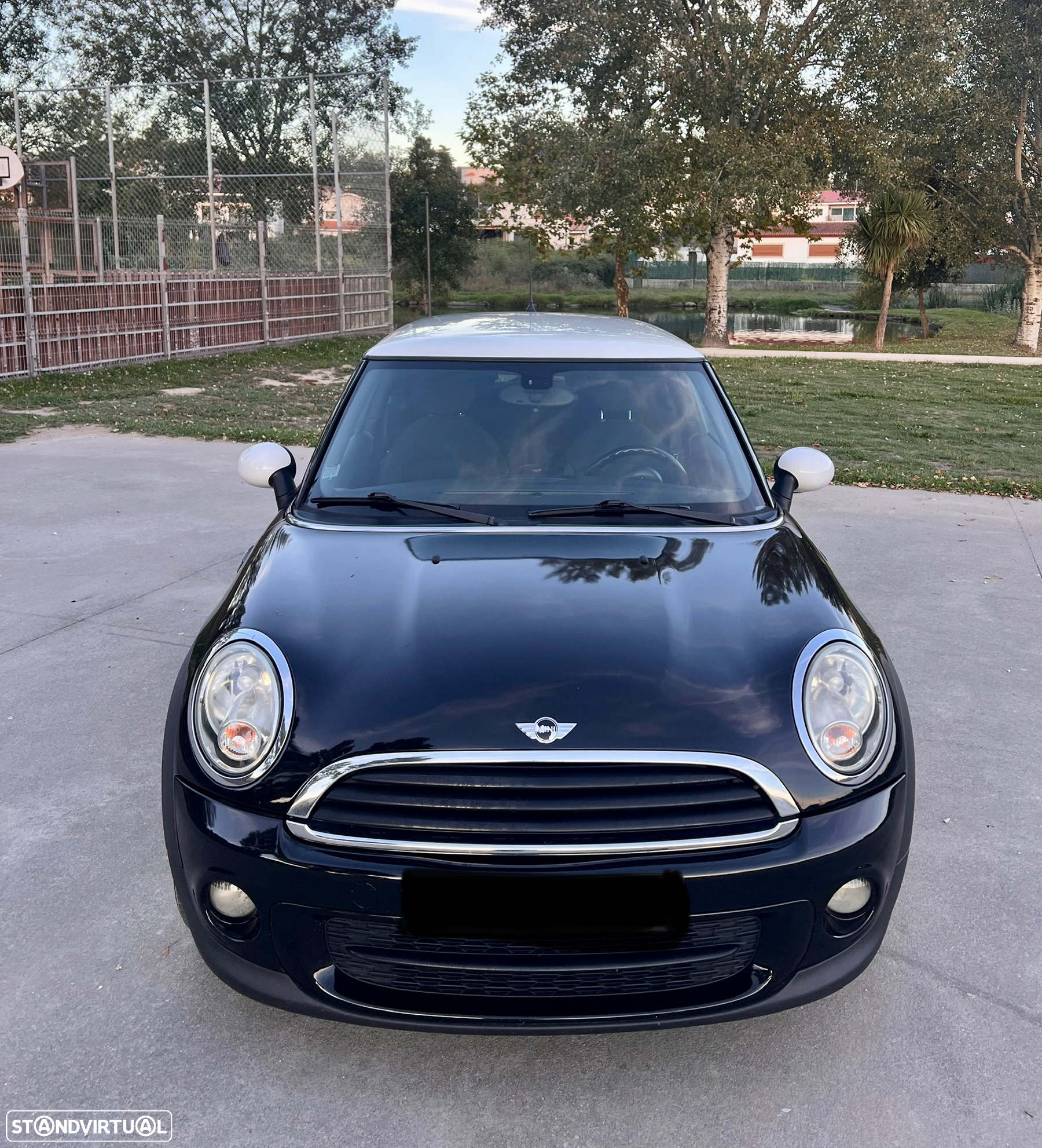 MINI 3 Portas Cooper D - 2