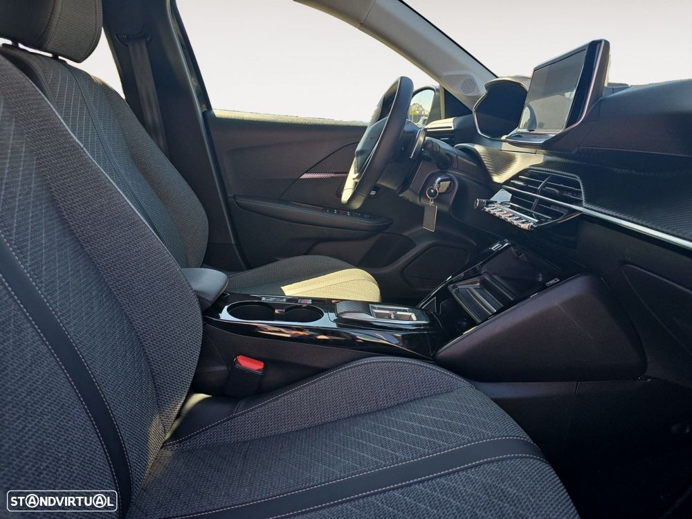 Peugeot 208 1.2 Hybrid Allure e-DCS6 - 15