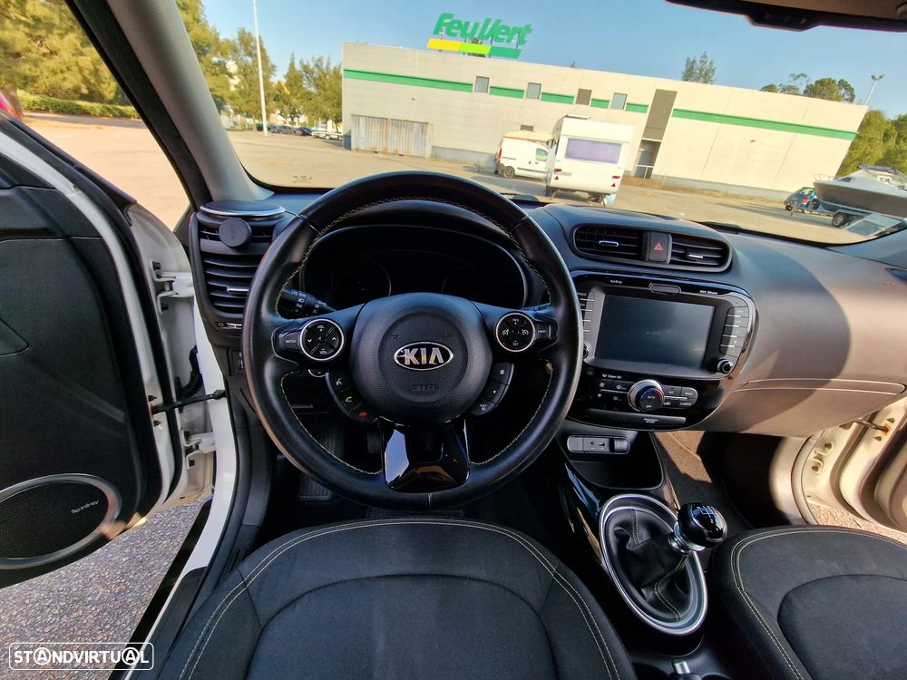 Kia Soul 1.6 CRDi TX - 10