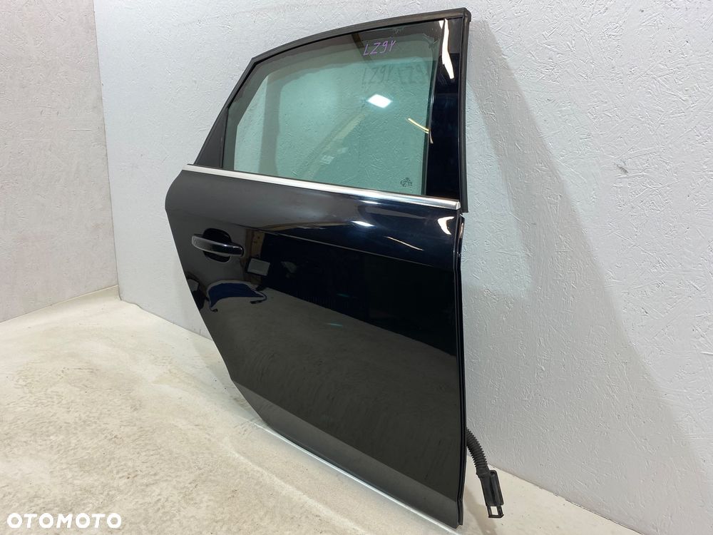 AUDI A4 B8 DRZWI PRAWE TYŁ LZ9Y SEDAN KOMPLETNE STAN BDB - 5