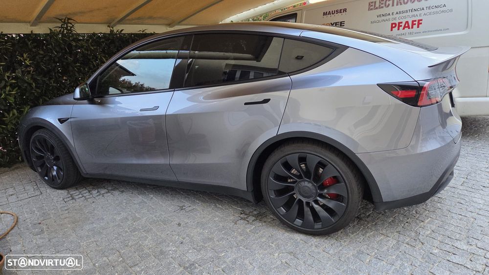 Tesla Model Y Performance Tração Integral - 1