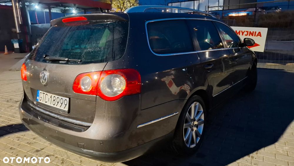 Volkswagen Passat 2.0 TDI DPF DSG Highline - 15