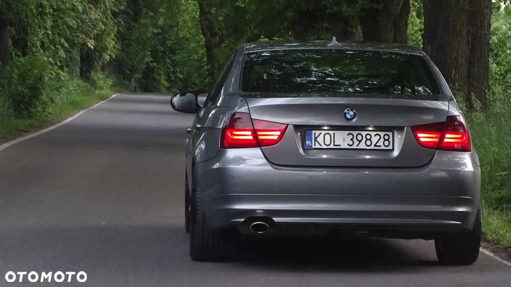 BMW Seria 3 318i Edition Lifestyle - 19