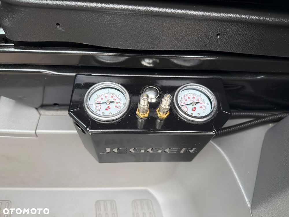 Volkswagen Crafter 2.0 TDI 177KM DSG Laweta Jegger Sypialnia Webasto LED - 33