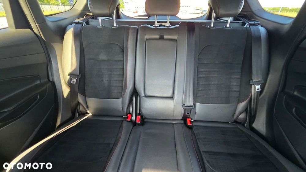 Ford Kuga 2.0 TDCi AWD ST-Line - 24