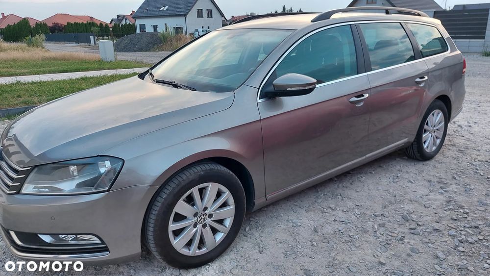 Volkswagen Passat 1.6 TDI BlueMotion - 23