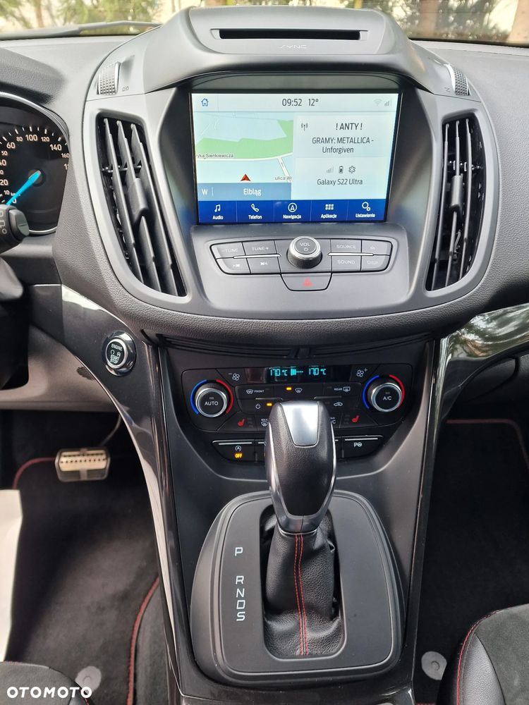 Ford Kuga 2.0 TDCi AWD ST-Line - 3