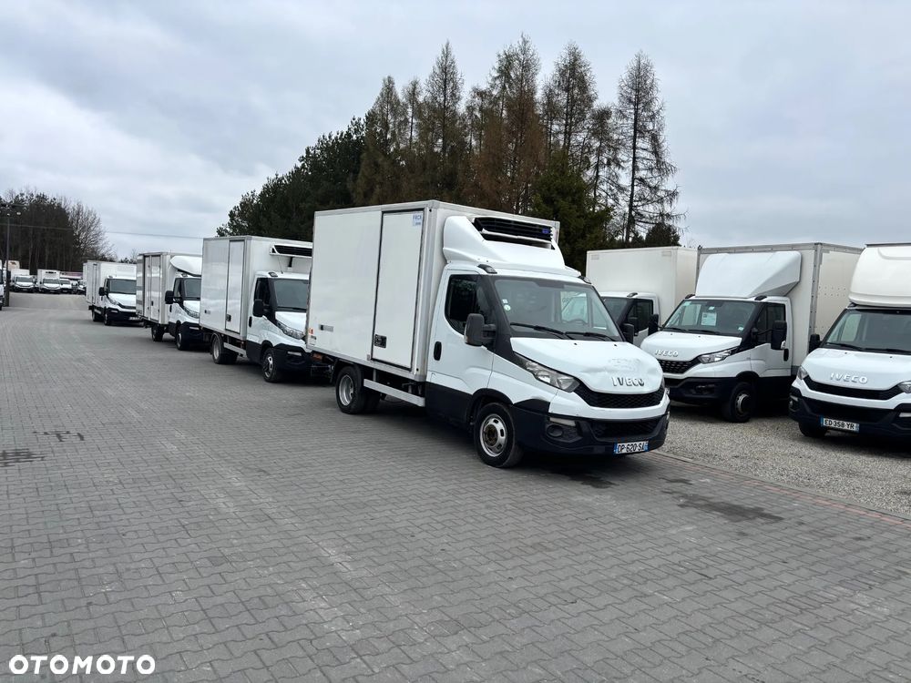 Iveco IVECO DAILY CHŁODNIA KONTENER PODWOZIE DO ZABUDOWY WYWROT KIPER KILKANAŚCIE SZTUK DUZY WYBÓR 35C13,,35C14,35C15,35C16 - 1