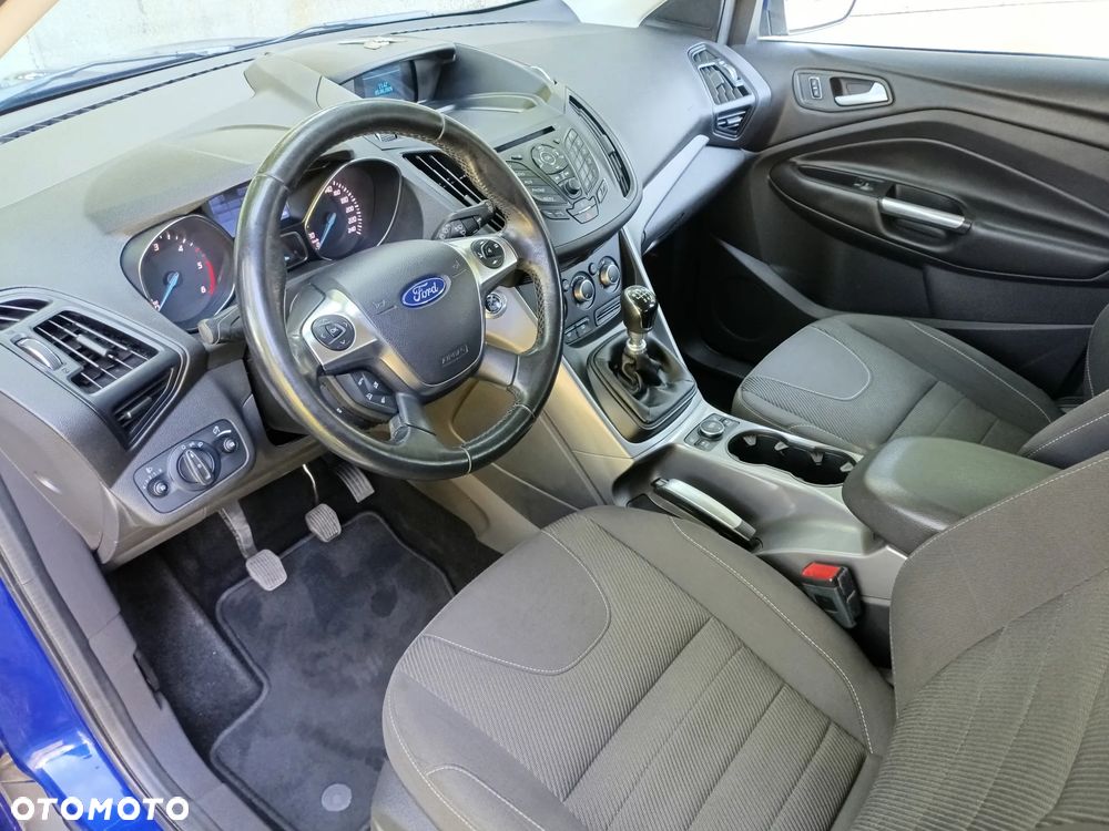 Ford Kuga 2.0 TDCi 4x4 Trend - 2