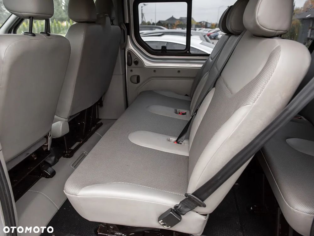 Renault Trafic - 14