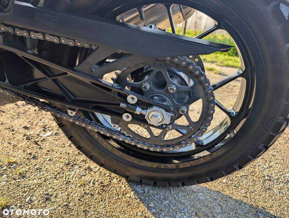 KTM Adventure - 11