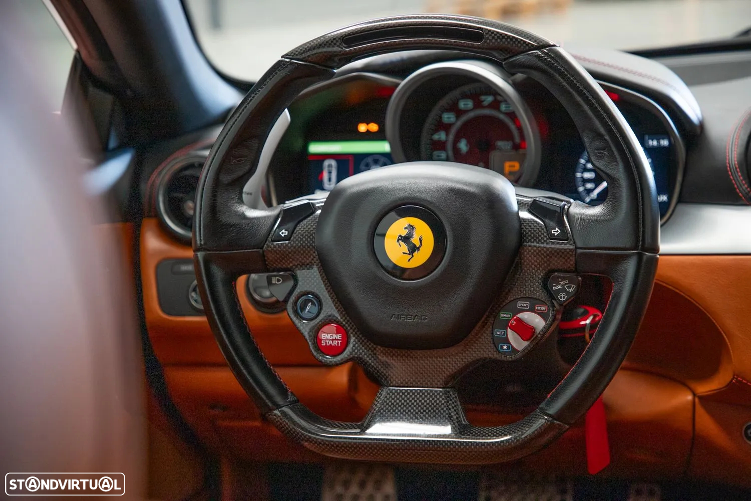 Ferrari FF - 10