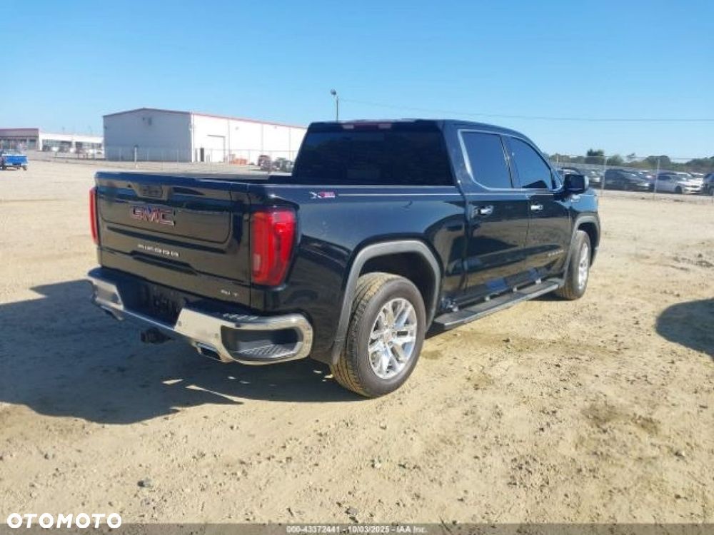 GMC Sierra - 7