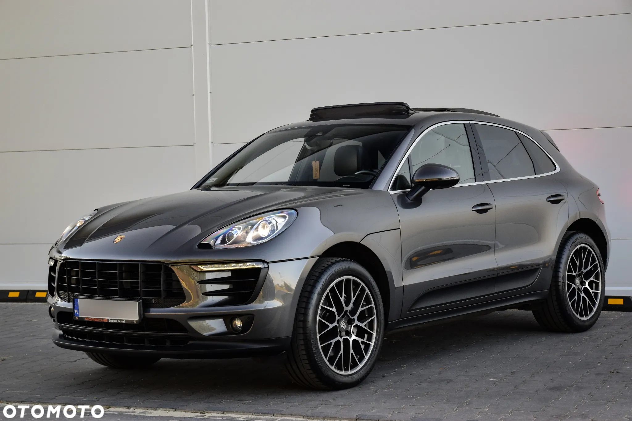 Porsche Macan S - 8