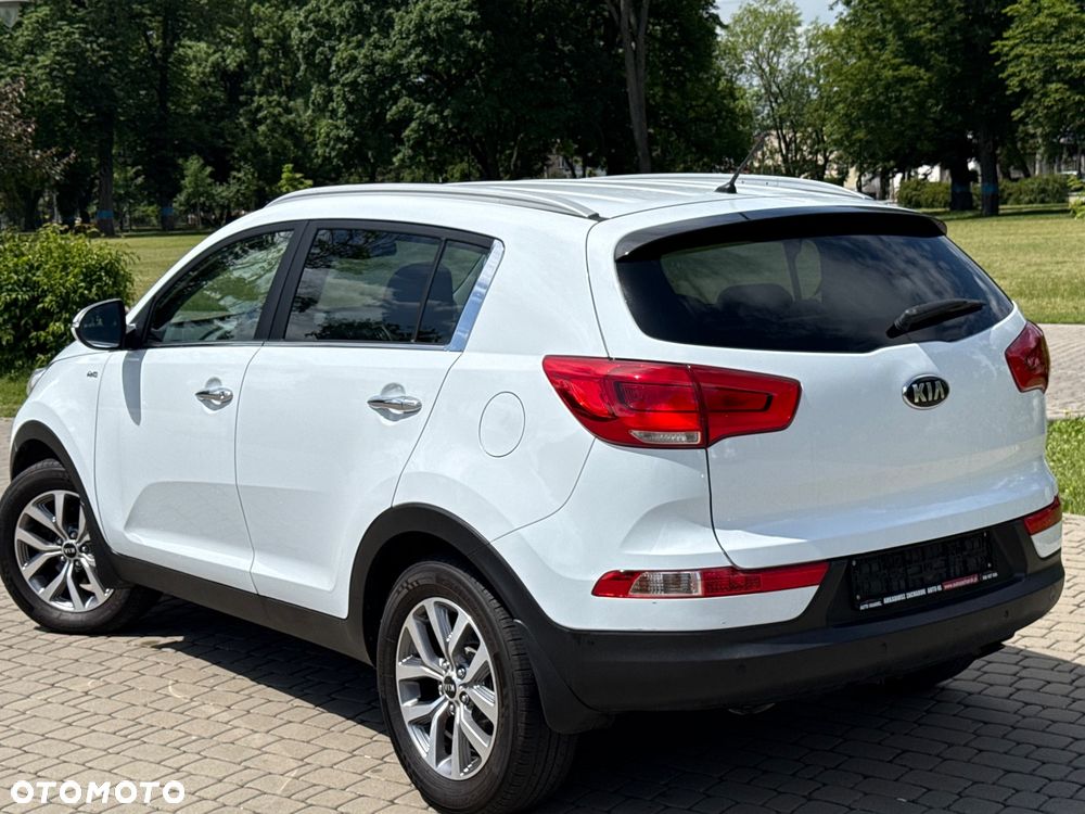 Kia Sportage 2.0 CVVT 4WD Spirit - 11