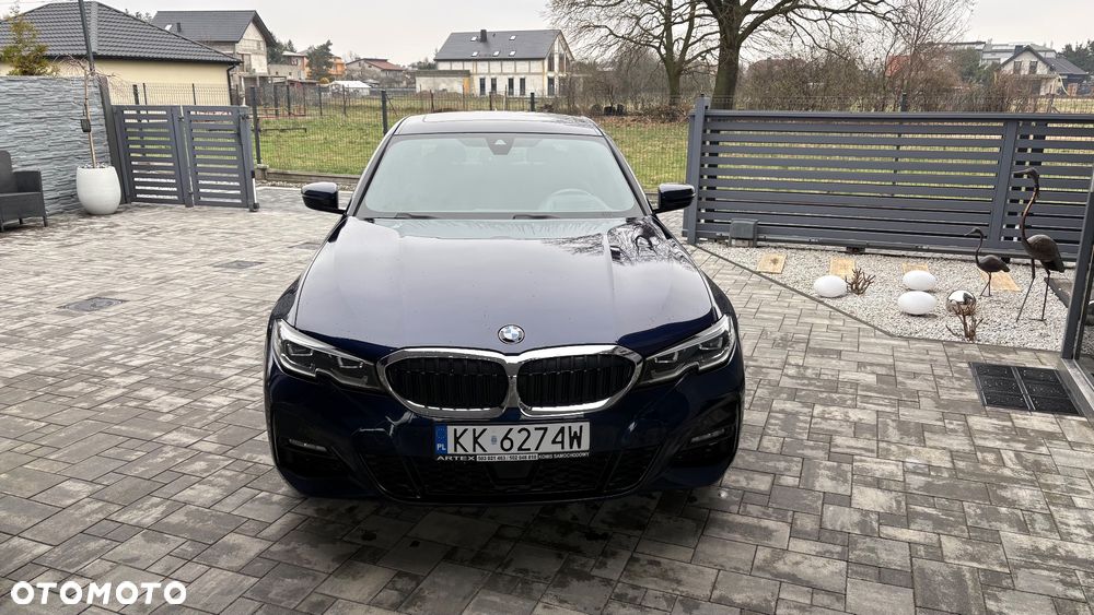 BMW Seria 3 330e M Sport - 2