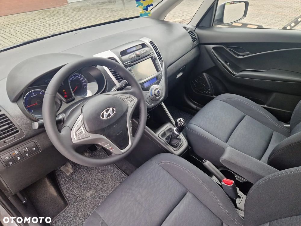 Hyundai ix20 1.6 CRDi blue YES Gold - 7