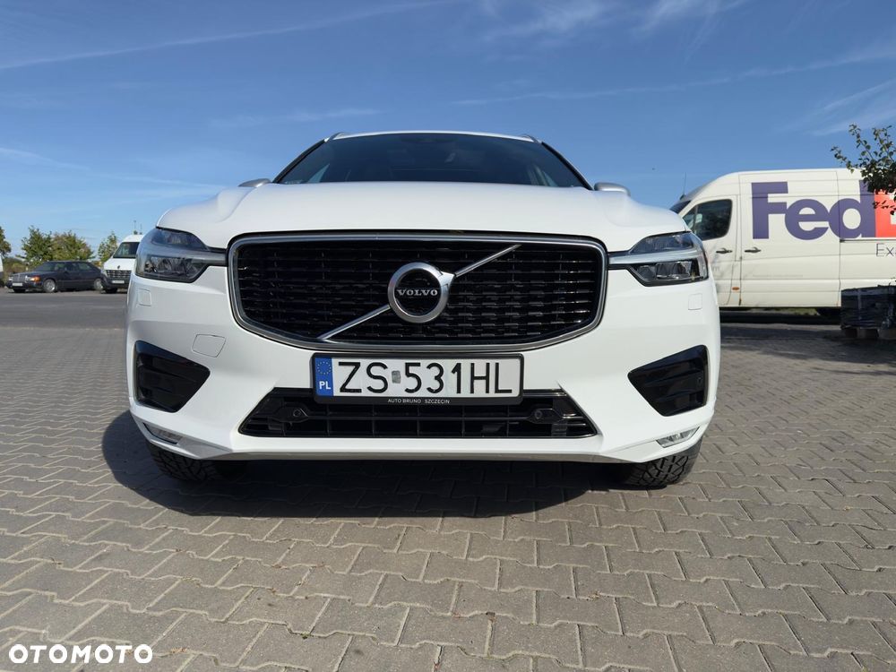 Volvo XC 60 D4 AWD R-Design - 12