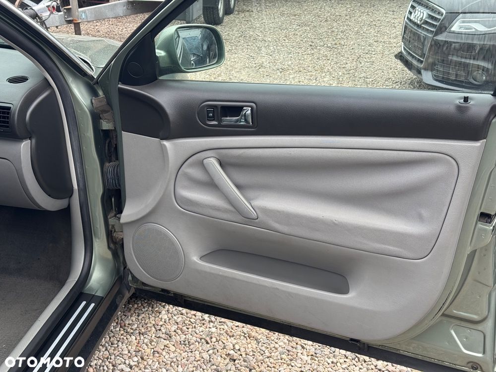 Volkswagen Passat 1.9 TDI - 21