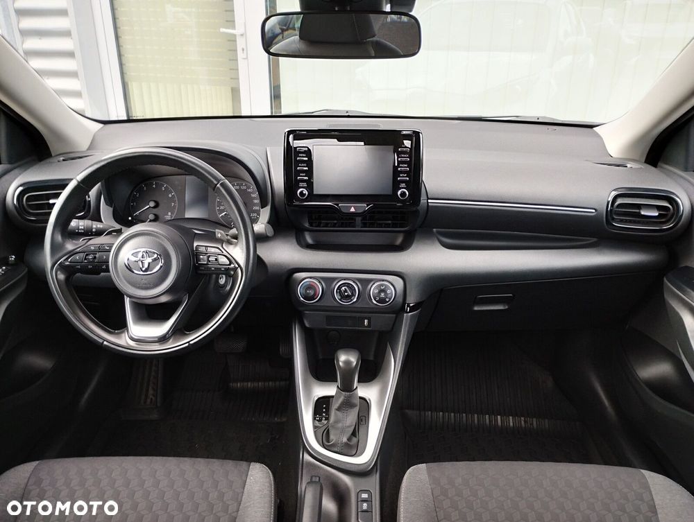 Toyota Yaris 1.5 Comfort CVT - 4