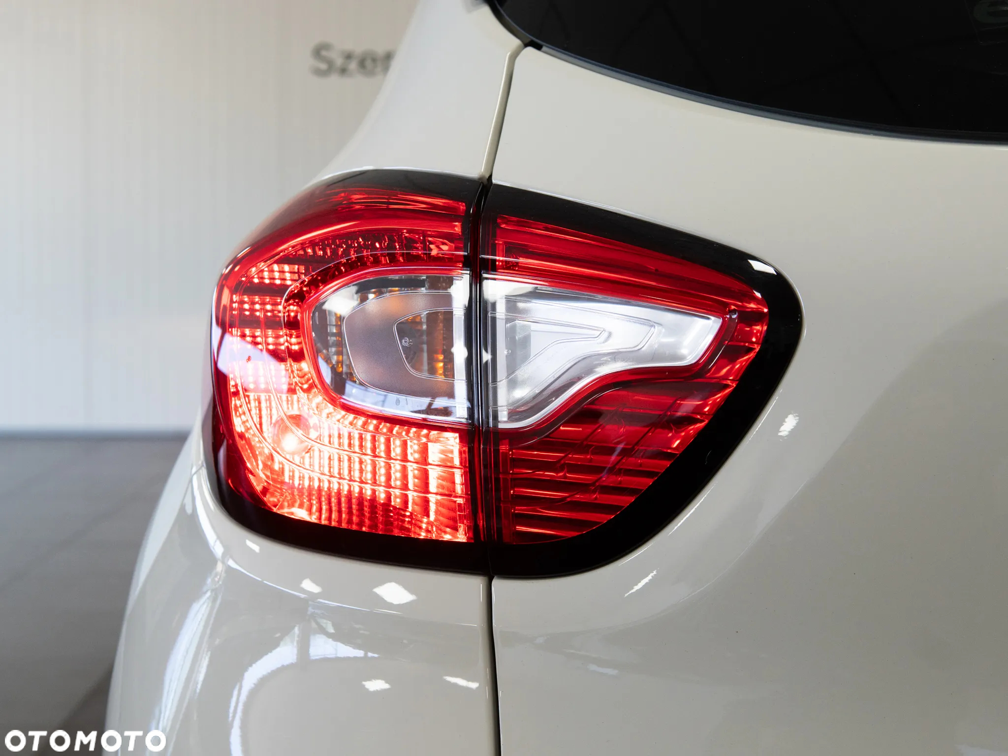 Renault Captur - 11