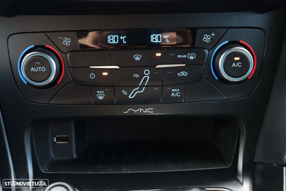 Ford Focus 2.0 TDCi ST-2 - 23