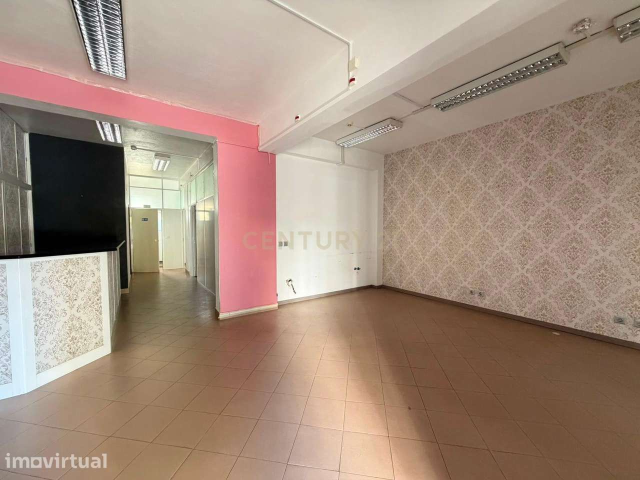 Loja com 85m2 e duas casas de banho em Setúbal - Grande imagem: 4/14