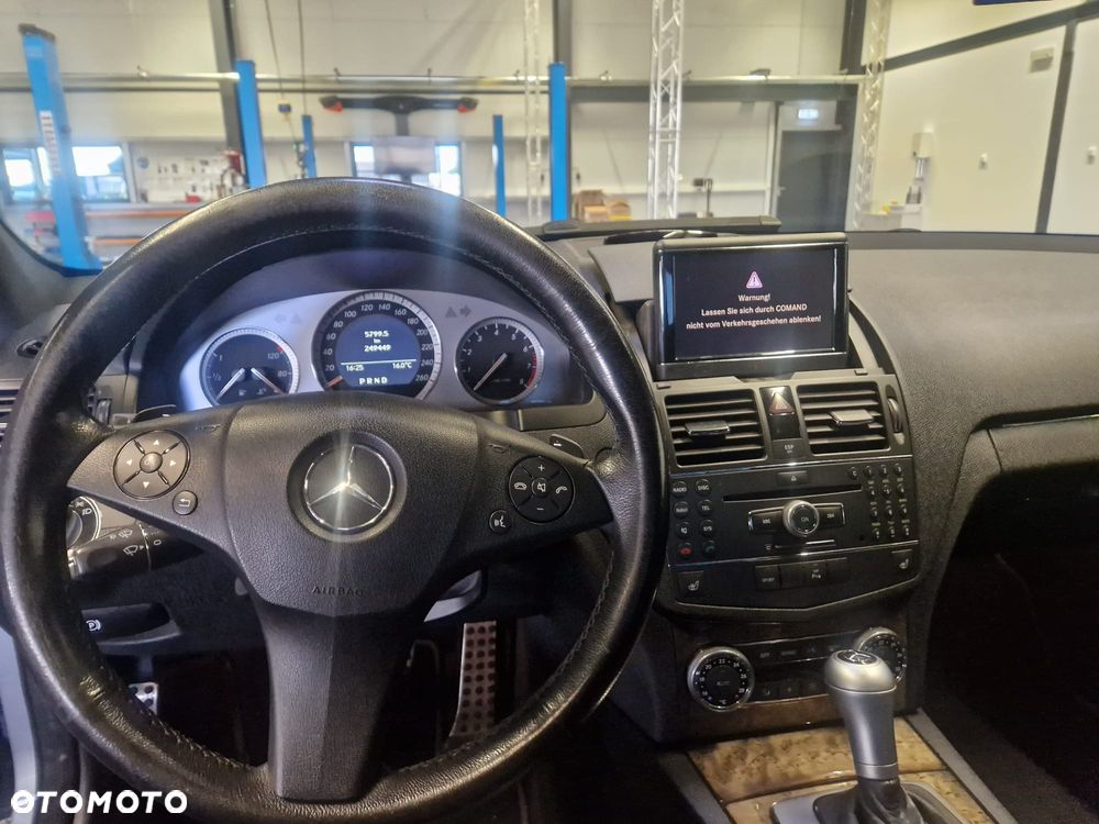 Mercedes-Benz Klasa C 350 7G-TRONIC Avantgarde - 15