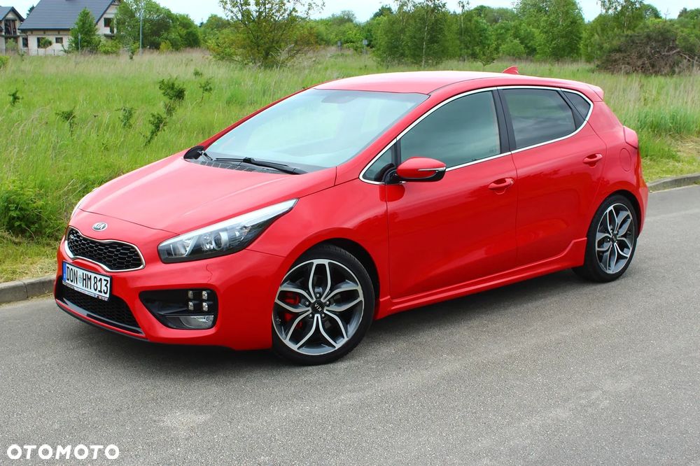 Kia Ceed 1.6 T-GDI OPF GT - 11