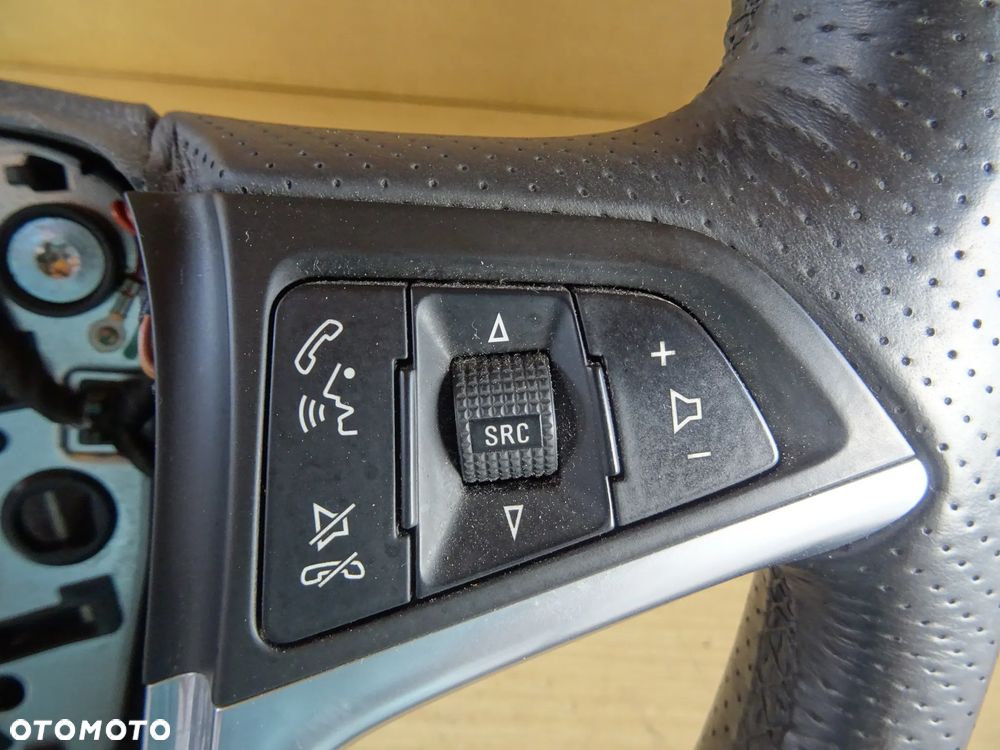 OPEL INSIGNIA A KIEROWNICA MULTIFUNKCJA SKÓRA PERFOROWANA AGR SPORT OPC LINE - 7
