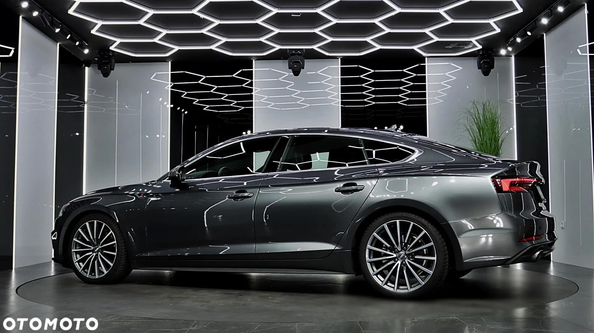 Audi A5 Sportback 35 TFSI S tronic S line - 4