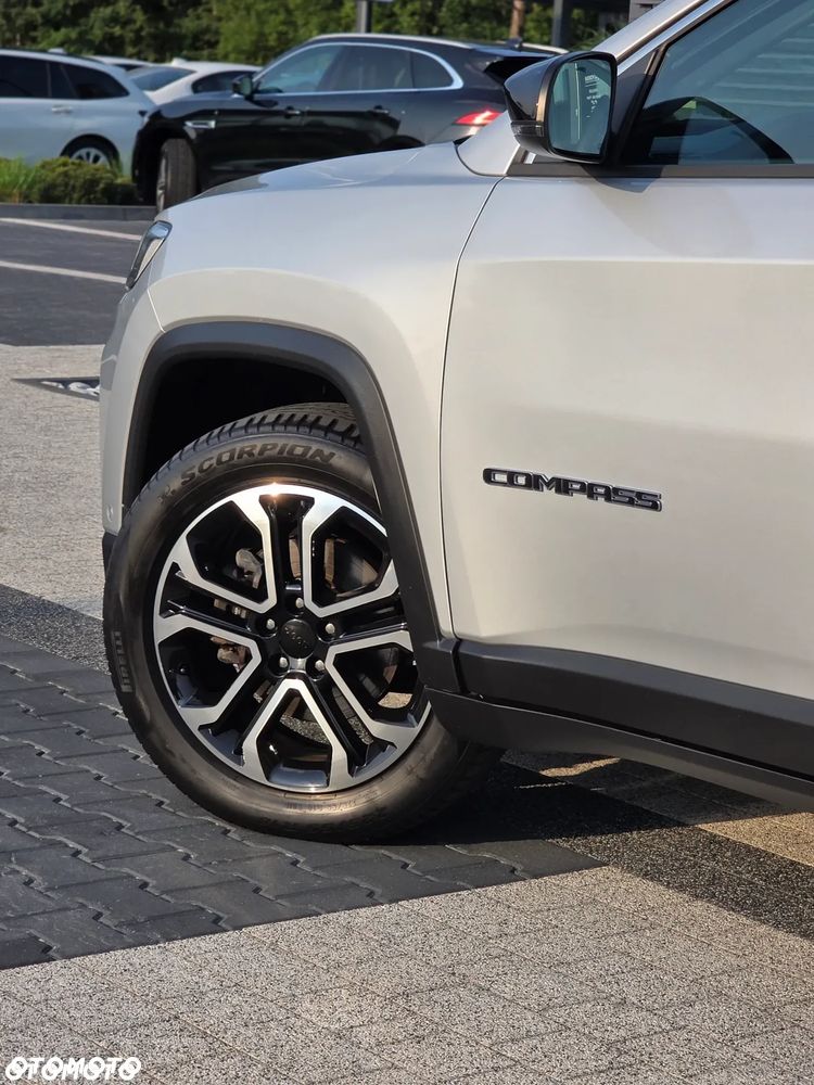 Jeep Compass 1.5 T4 mHEV Limited FWD S&S DCT - 34