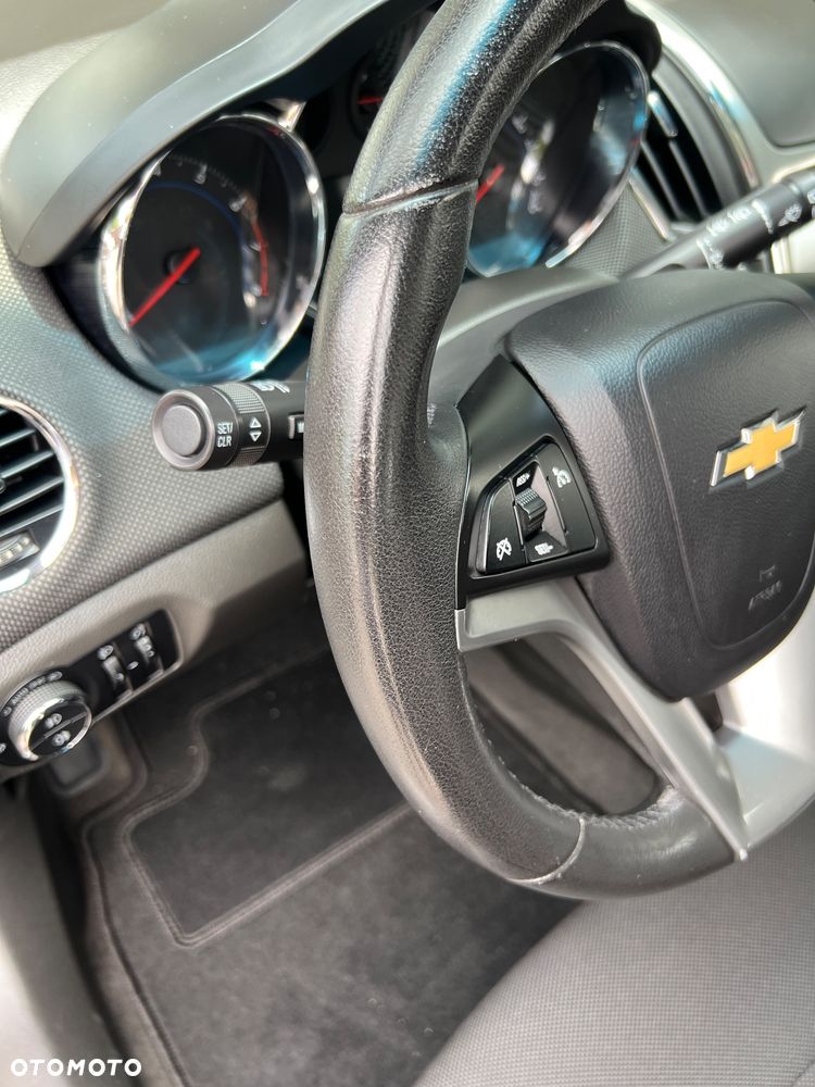 Chevrolet Cruze 1.4T LTZ - 15