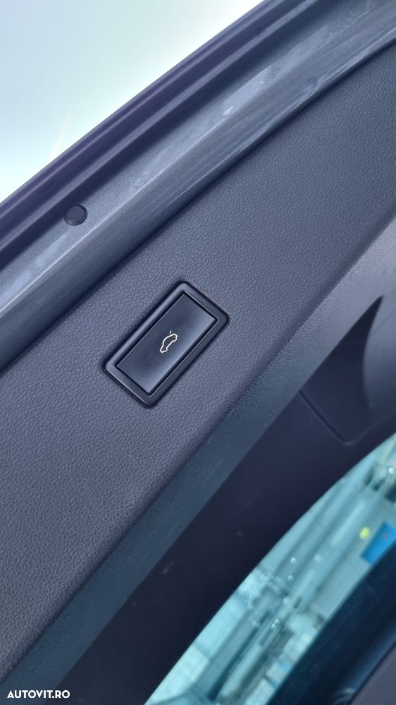 Volkswagen Tiguan 2.0 TDI SCR 4MOTION (BlueMotion Techn.) DSG Highline - 12