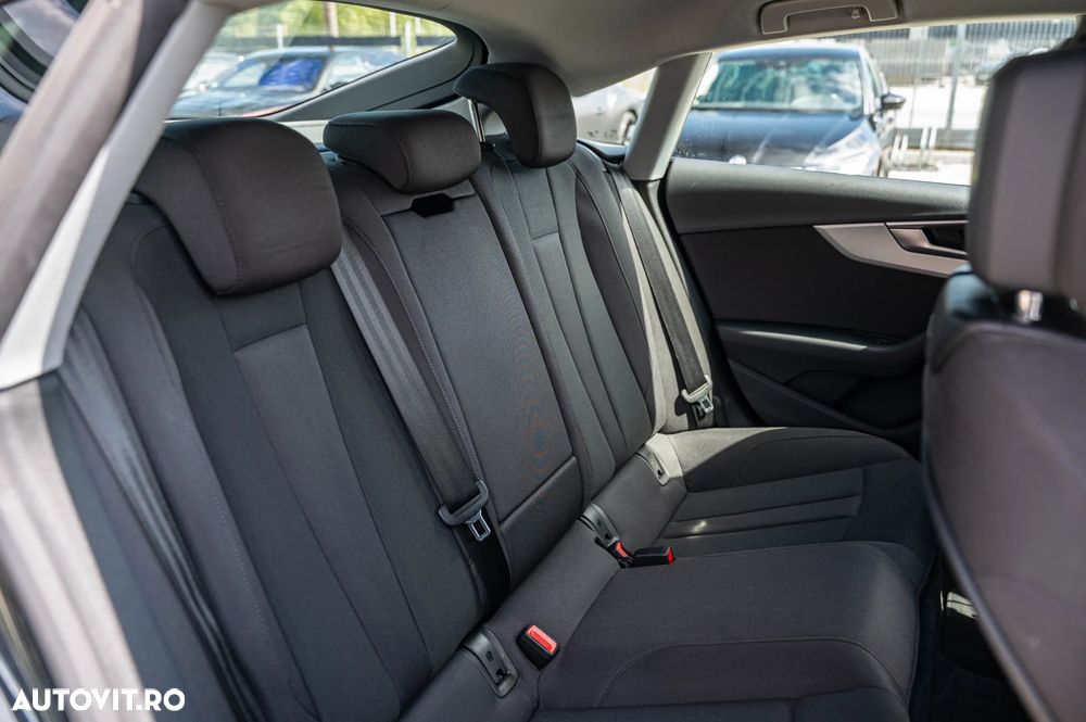 Audi A5 Sportback 40 TDI S tronic S line - 8