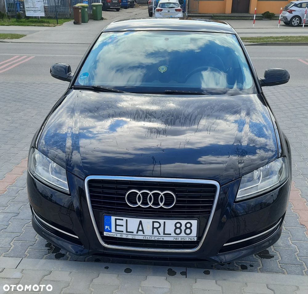 Audi A3 Sportback 1.6 Ambiente - 3