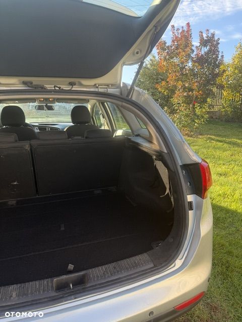 Kia Ceed - 8