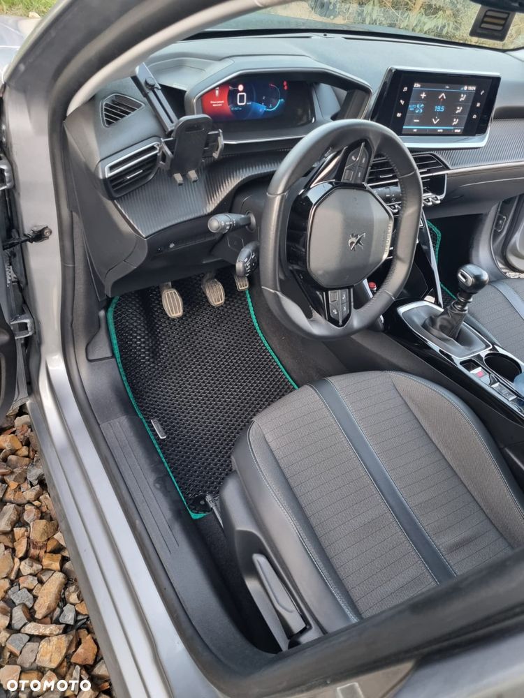 Peugeot 208 PureTech 100 Allure Pack - 8